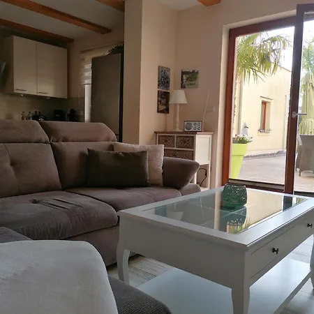 Kloster Apartment *